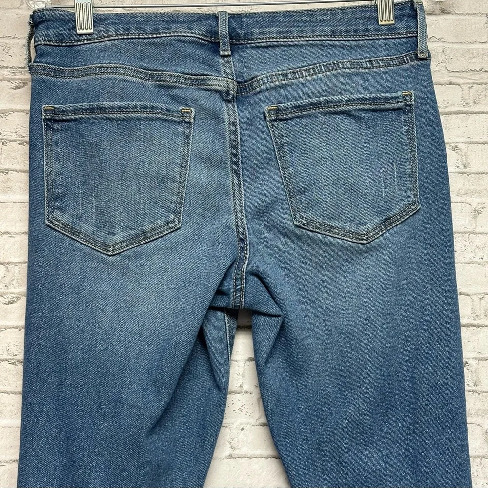 OLD NAVY ROCKSTAR SUPER SKINNY Women Size 8 Jeans Distressed Raw Hem